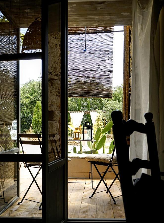 Can Tat, Loft In A Old Coach House Sant Jordi Desvalls Ngoại thất bức ảnh